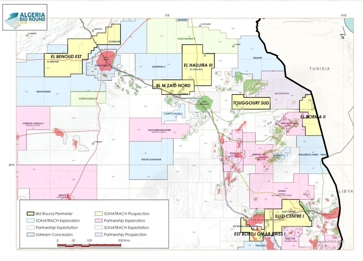 مــــــافيـهاشــ.ــك tweet media