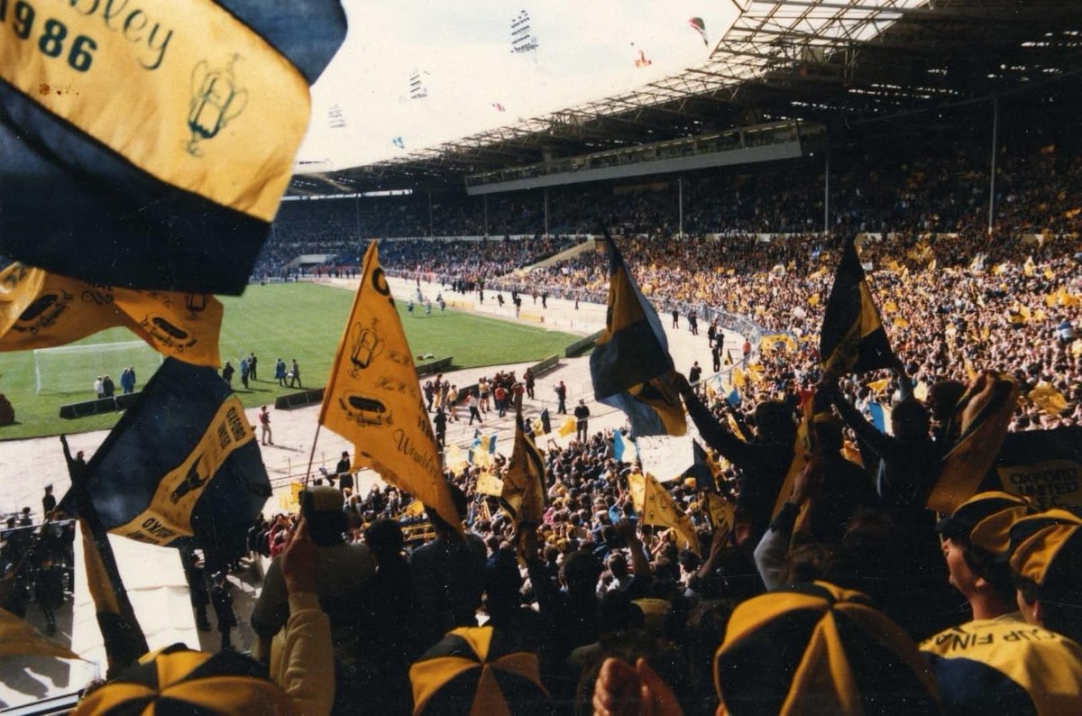 Awaydays23's tweet image. ON THIS DAY 1986: Oxford United won the league cup at Wembley against QPR #OUFC