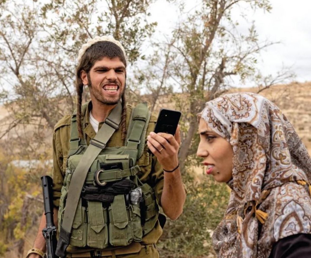 𝙇𝙤𝙨𝙩 𝙄𝙣 𝙋𝙞𝙩🔻 tweet media