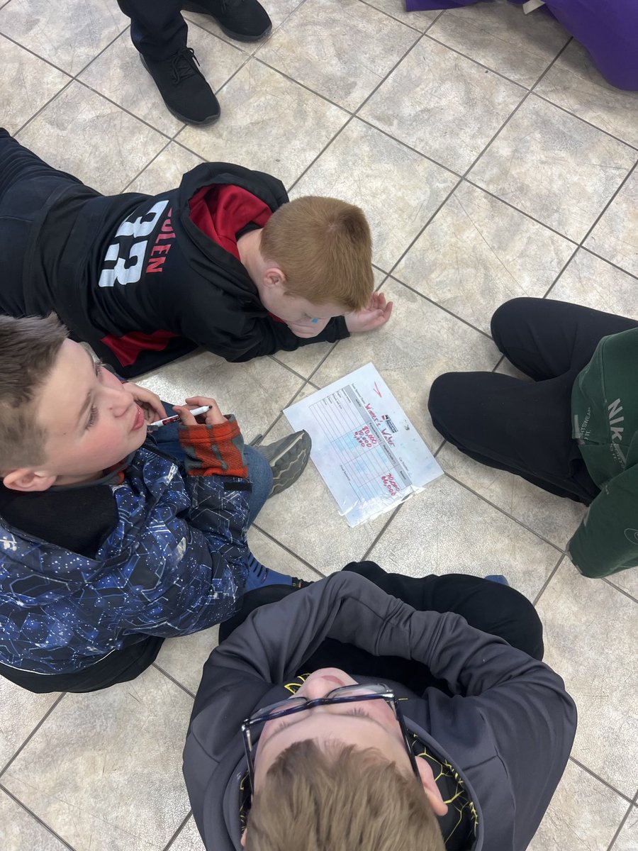 FrontierElem's tweet photo. FES 4th grade went to the Indy 500 today 🏎️ 🏁 https://t.co/buABMqVMRI