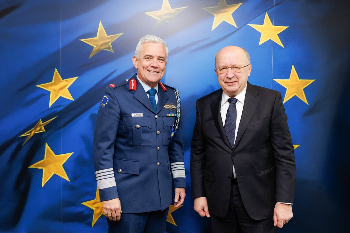 KubiliusA's tweet photo. Great exchange today with General Clancy, Chair of the EU Military Committee. 

Europe needs to assume greater responsibility for its own defence. The EU Military Committee is doing a great job for us to be ready for such a responsibility! https://t.co/RQ1QkUGwYc