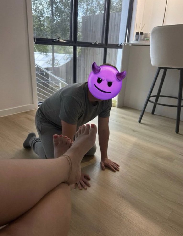 Princess lilly 👸💸 tweet media