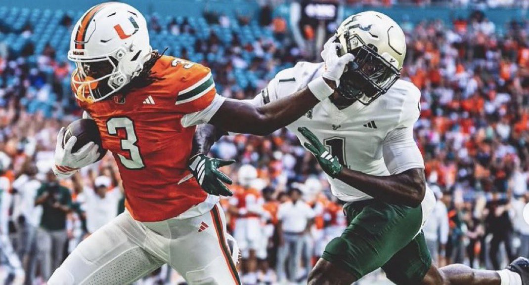 Hunter Maher20🙌🧡💚🙌🐬🐬🐬🐬 tweet media