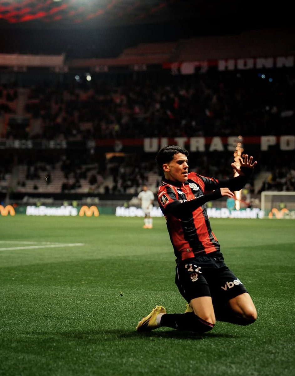 Axel 🦅 tweet media