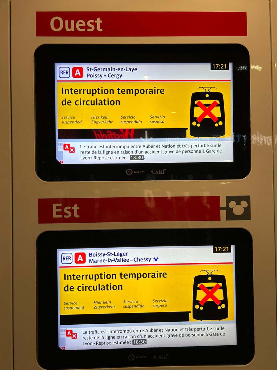 Plusdetrains's tweet image. ⚠️ Retour très compliqué sur le #RERA, interrompu dans Paris à cause d’un accident grave.
Les #ligne1 et #ligne14 risquent de déborder de monde. Contournez largement via les #RERE, #ligne2, #ligne6 si vous le pouvez.
Nombreux agents à Châtelet pour orienter les voyageurs.