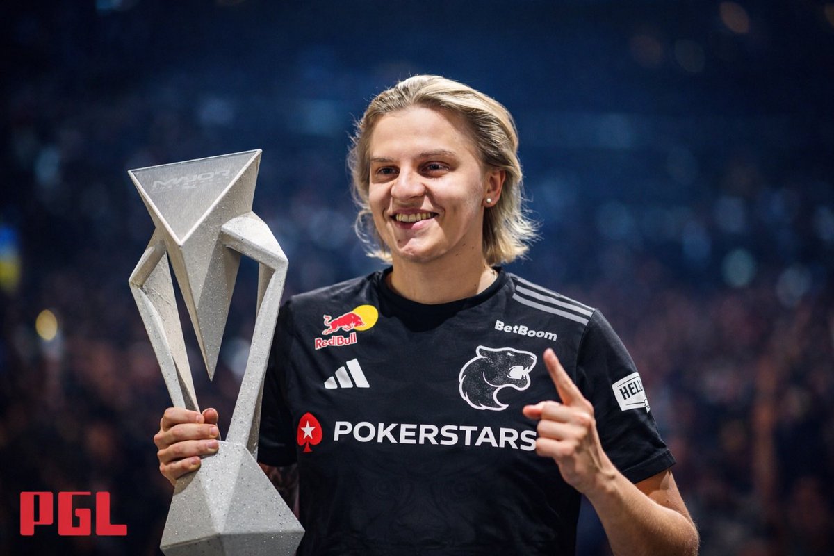 𓆏HATER DO YUURIH CS2 tweet media