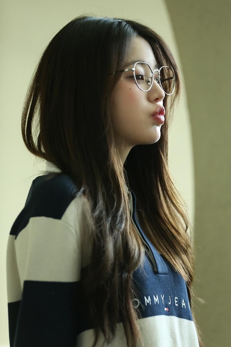 wonycloud_'s tweet image. Moot hunt - Restarting~ day 3

hello, i’m Wonycloud i’m currently looking for more #moots who are #interactive

— she/her, minor, 13, 2013
— not new #kpoptwt
— ults: enha, ive, lsrfm, cortis, Illit and more
— DMs are open
— Wonyoungism - Motivation

↻ / ♡ to be moots thank you!