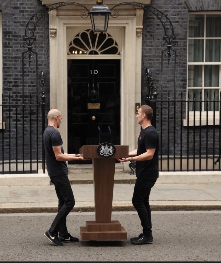 jimithyjimjames's tweet image. It is time. #starmer #number10