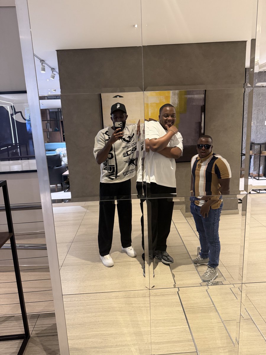 kingRolland_'s tweet photo. 💫💫 https://t.co/oK78wy06yv