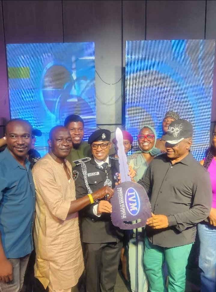 SuperStarJobito tweet media