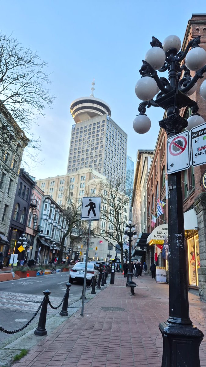 Anna៹ ☕ tweet media