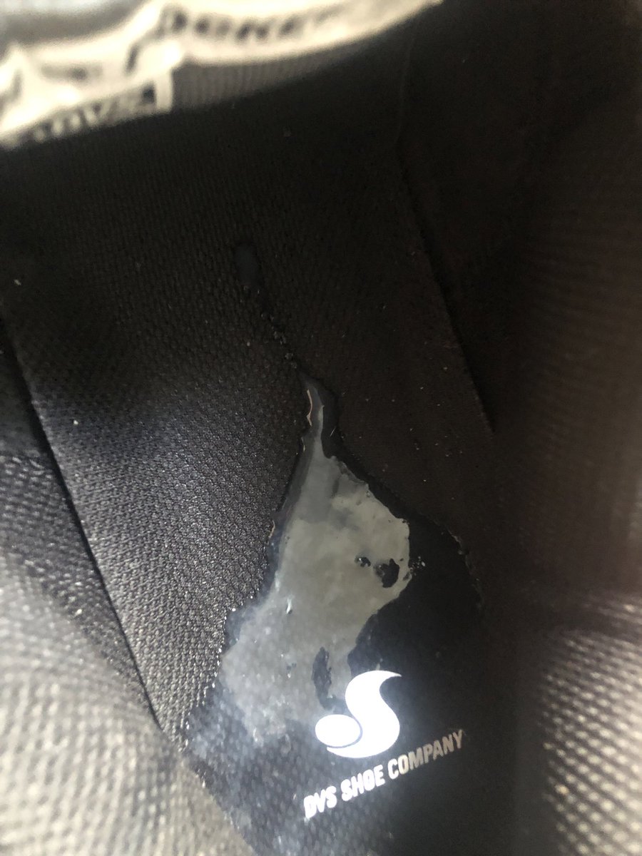 MXSNEAKER tweet media