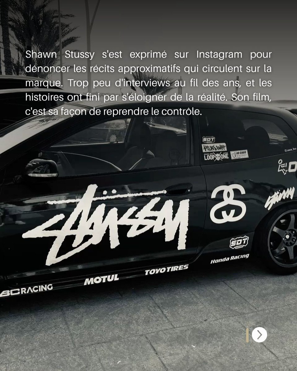 sportetstyle's tweet image. Stüssy bientôt au cinéma ?

Née dans les années 80 en Californie, Stüssy est l'une des marques fondatrices du streetwear moderne. 

Son fondateur Shawn Stussy vient d'annoncer qu'il prépare un film pour rétablir la vraie histoire de la marque.

#Stussy #Streetwear #Mode

Crédits