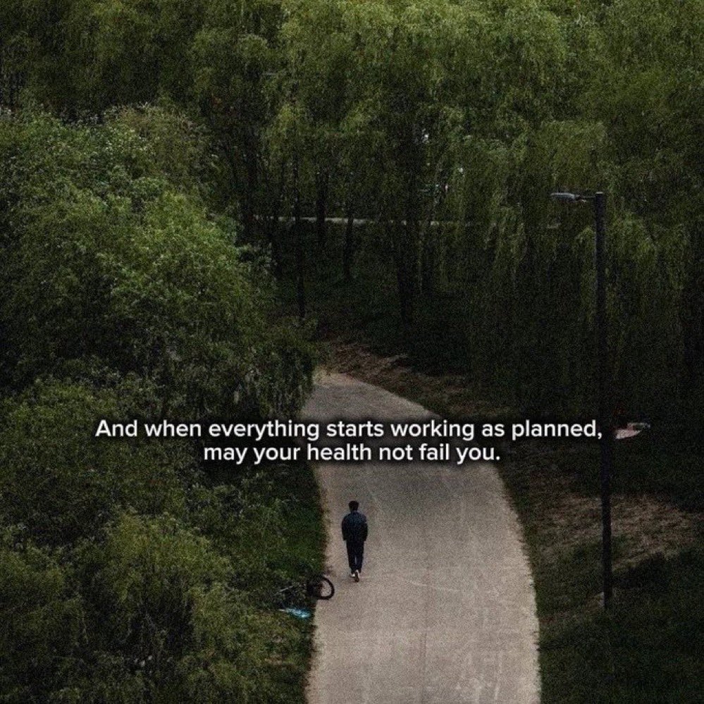 Iampaquetta tweet media