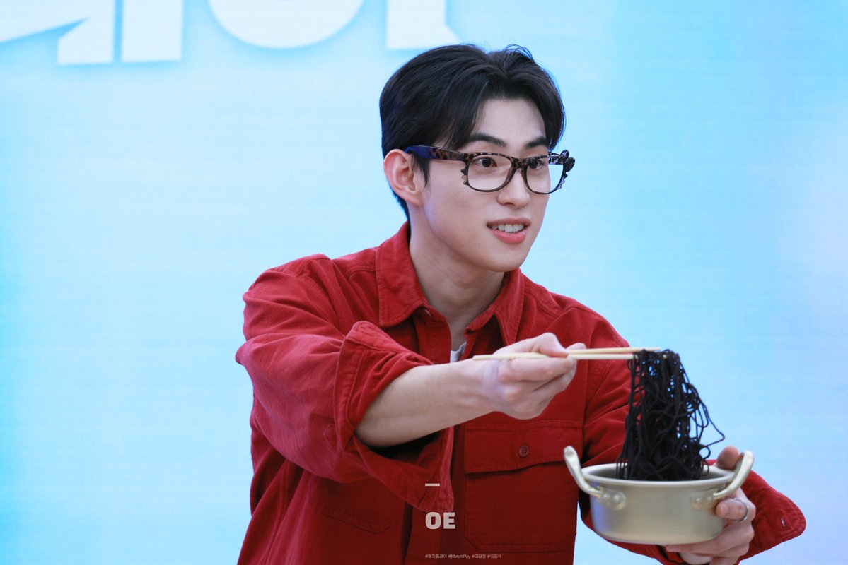 쁠 tweet media
