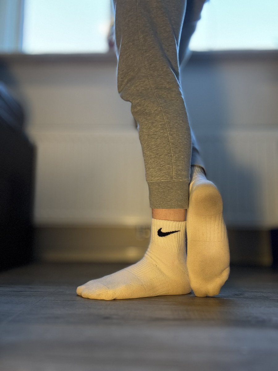 Master Niels tweet media