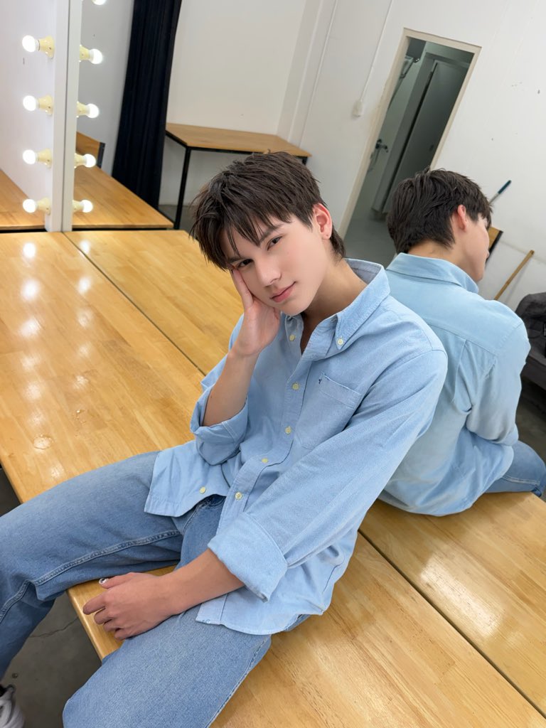 ` 𝑭𝒂𝒉𝒔𝒌𝒚 🌥️🌈🚀 tweet media