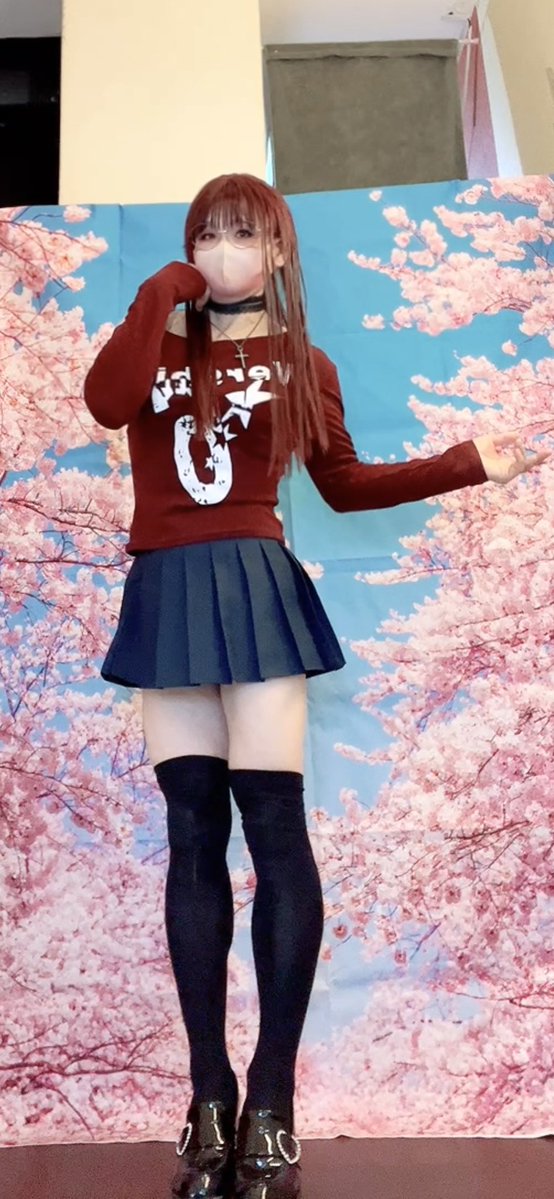 しろ（女装娘） tweet media