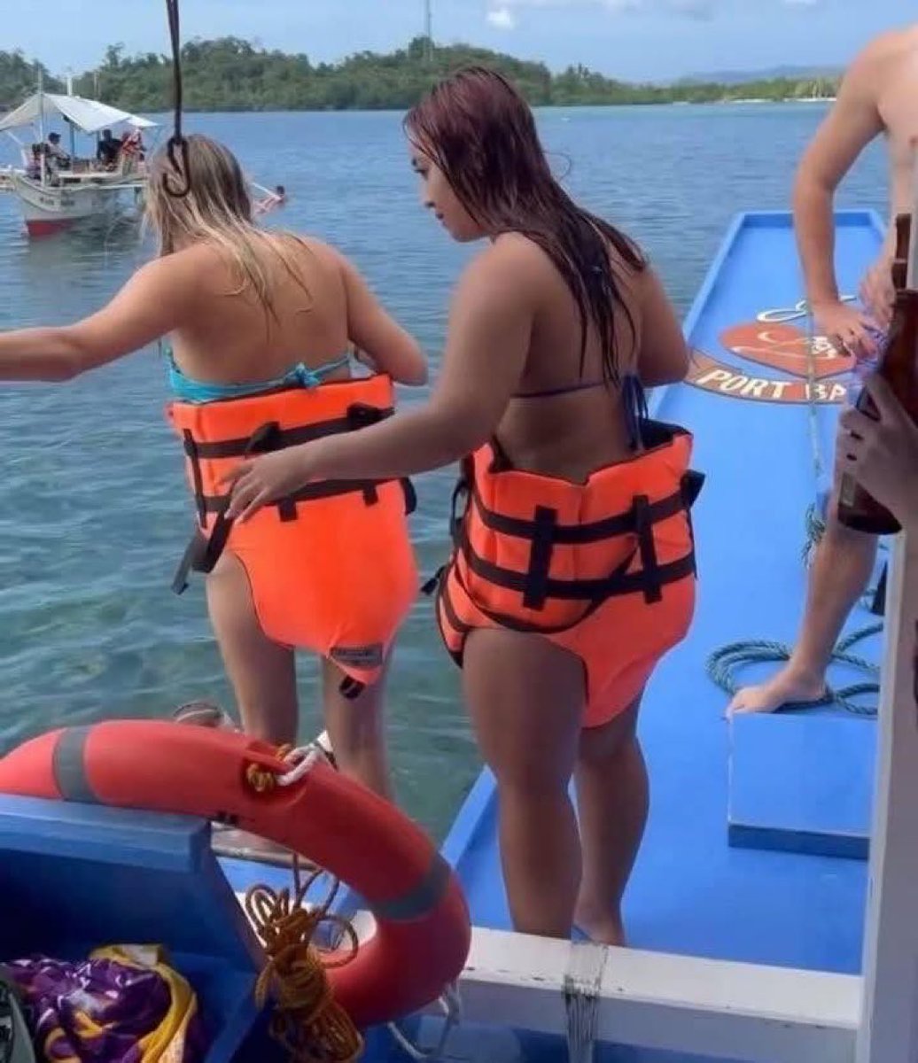 Mujeres Out Of Context tweet media