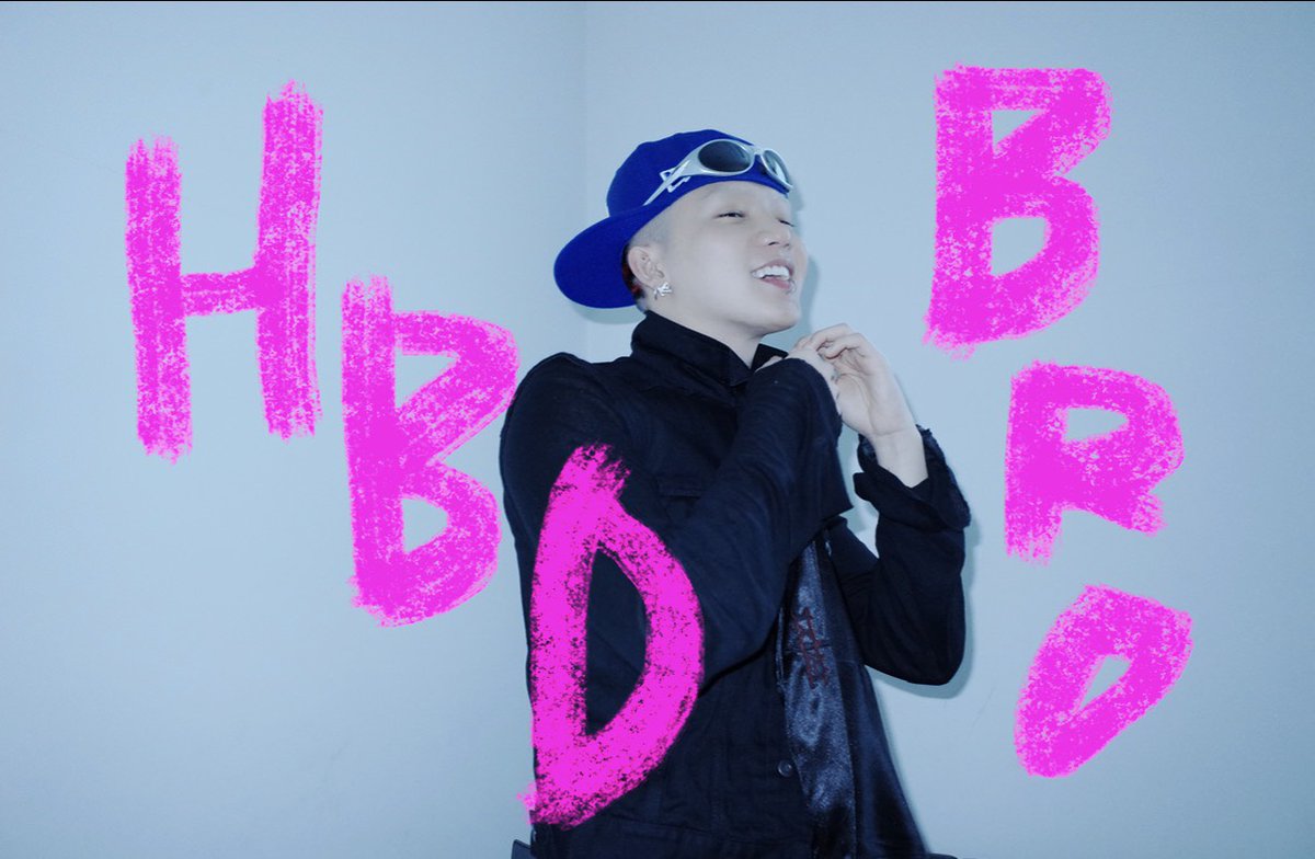 TREASURE tweet media