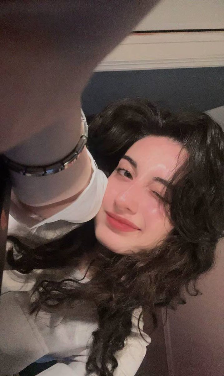 бэнс tweet media