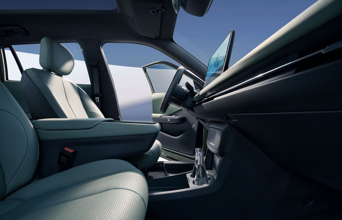 Elbil_RADAR's tweet image. Dongfeng VIGO har ankommet Trondheim. Torsdag 23. april åpner Sulland Trondheim dørene for en lokal lansering av det som markedsføres som Norges billigste  SUV – en kinesisk kompakt-SUV med startpris på 244 900 kroner og et utstyrsnivå..
elbilradar.com/nyheter/dongfe…
#Dongfeng #Vigo