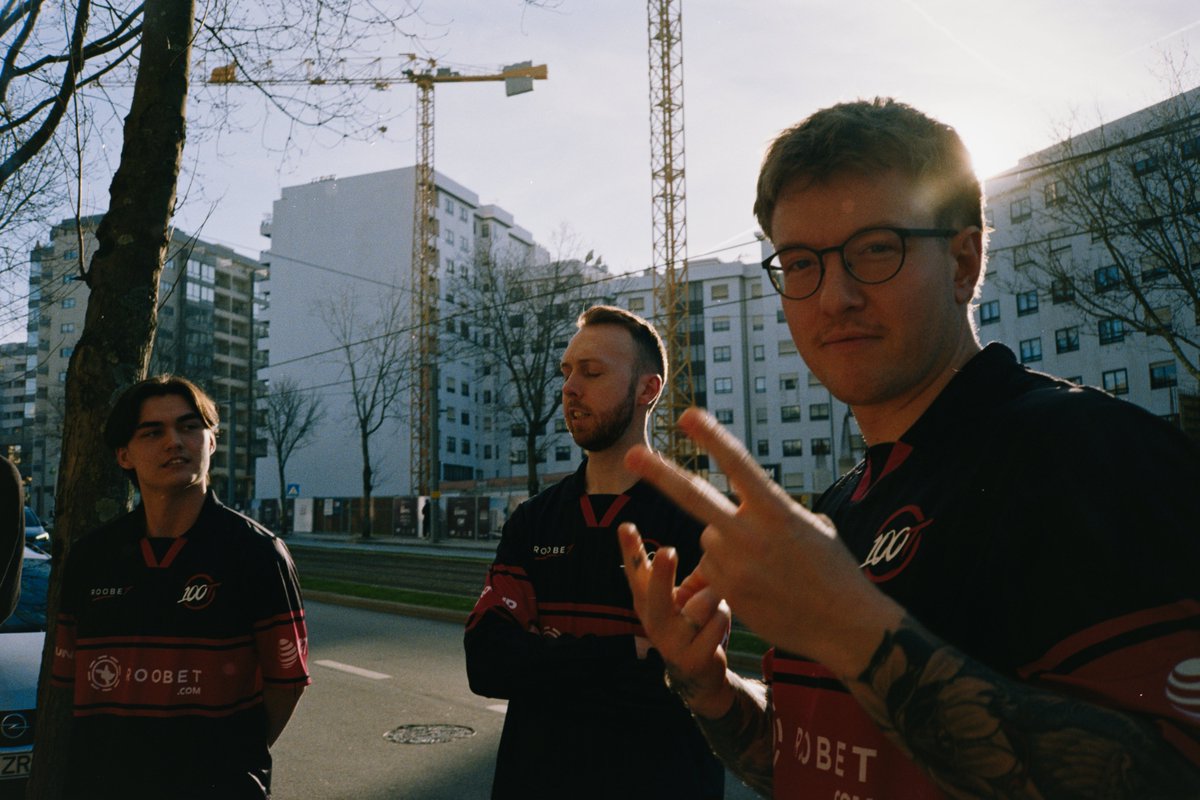 100 Thieves Roobet Counter-Strike tweet media