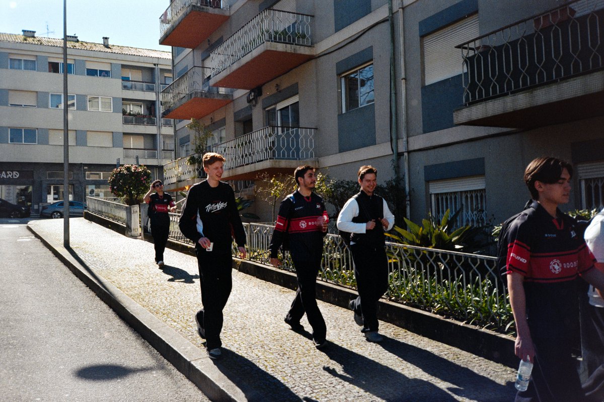 100 Thieves Roobet Counter-Strike tweet media