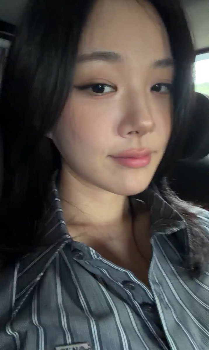 ㅤ ㅤㅤ ㅤㅤㅤㅤㅤ
ㅤㅤㅤㅤ.ᐟ⸝⸝⌞𝗲𝘃𝗮𝗽𝗮𝗻𝗴𝘀 posted◟ྀི⌝␥∿
ㅤㅤㅤㅤ2026년 04월 20일
ㅤㅤㅤㅤ
ㅤㅤㅤㅤtouchdown new york!! 
ㅤㅤㅤㅤback to reality after having 
ㅤㅤㅤㅤa fun weekend 😫 ayoko 
ㅤㅤㅤㅤna, gusto ko na lang ulit 
ㅤㅤㅤㅤmagsaya
ㅤ ㅤㅤ ㅤㅤㅤㅤㅤ