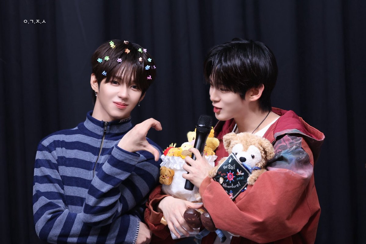 웁깁장슝🚀 tweet media