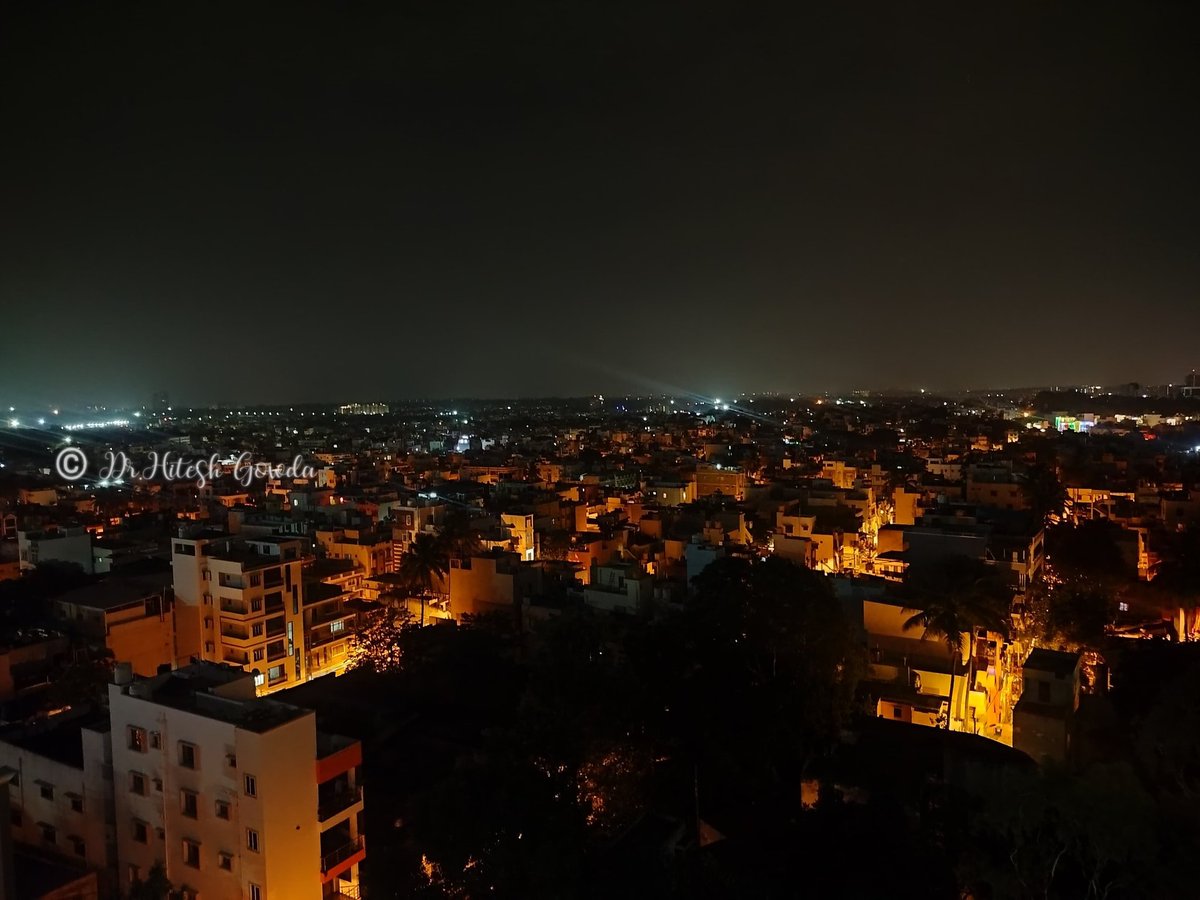 hitesh_gowdru's tweet image. ರಾತ್ರಿಯಲ್ಲಿ ನಮ್ಮ ಬೆಂಗಳೂರು 😍👌🏻
#summernights #nightphotography