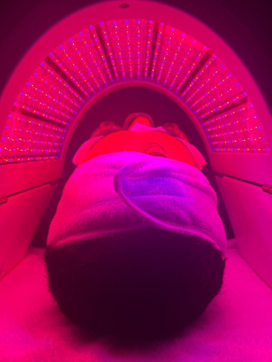 LightStim tweet media