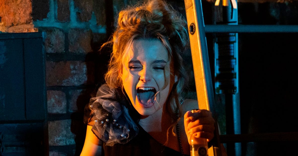 Char_Tutton's tweet image. Coronation Street spoilers: Murder victim revealed - but more than one death teased mirror.co.uk/tv/tv-news/cor… #corrie