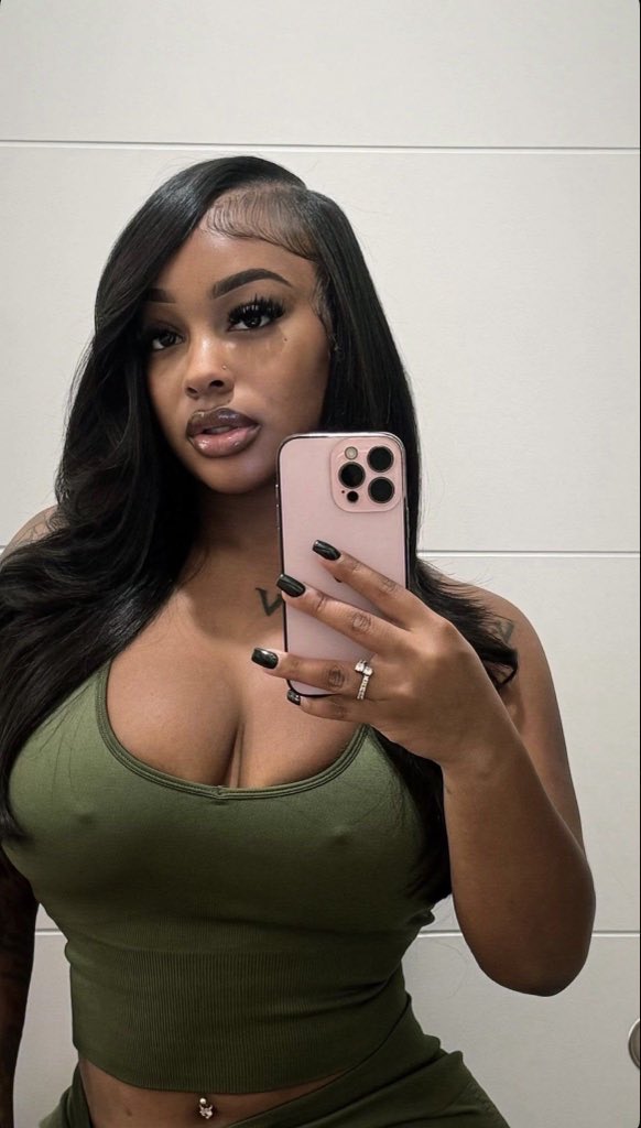 𝑃𝑢𝑟𝑒𝑙𝑦 𝑊𝑜𝑚𝑒𝑛. tweet media