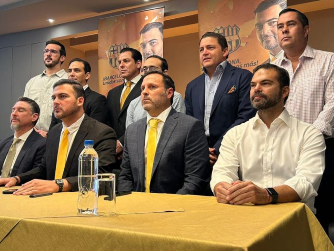 Ⅽ օ í ʍ ҍ ɾ ɑ tweet media