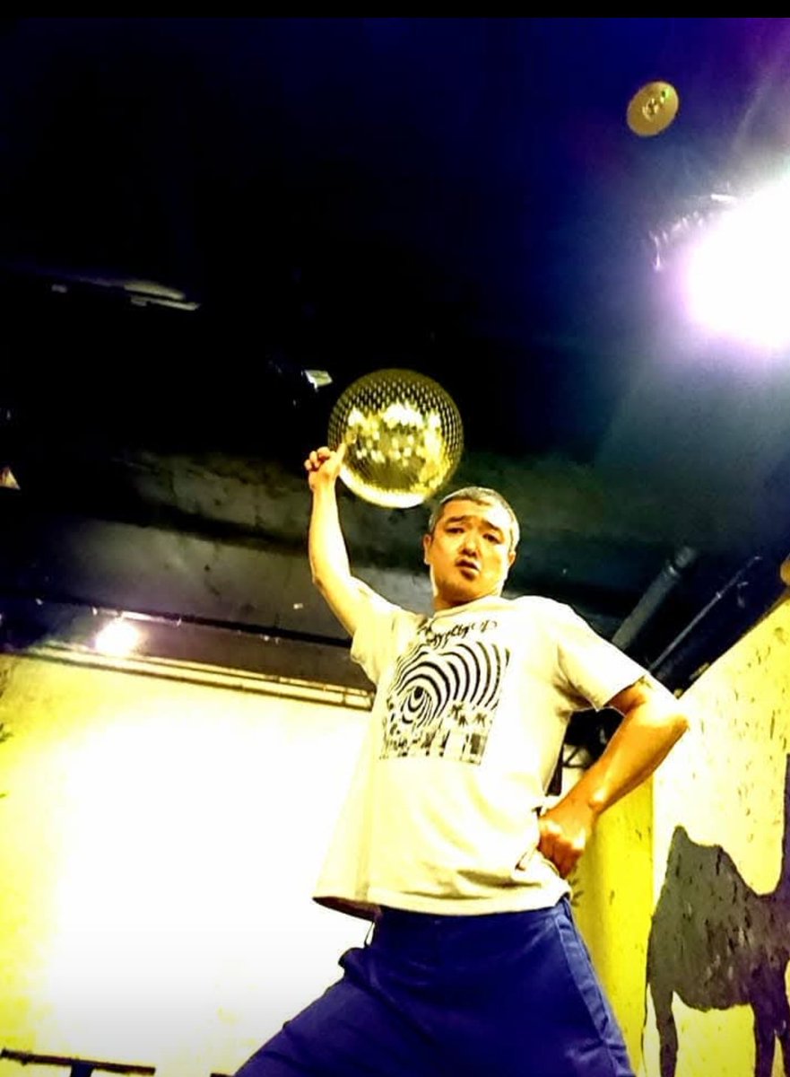 4/21(火)のSLEEPERSは、
SLEEPERS  Featuring NAOMI with Ｔ！！！