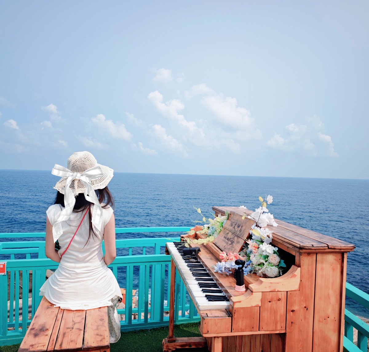 别管我了 tweet media