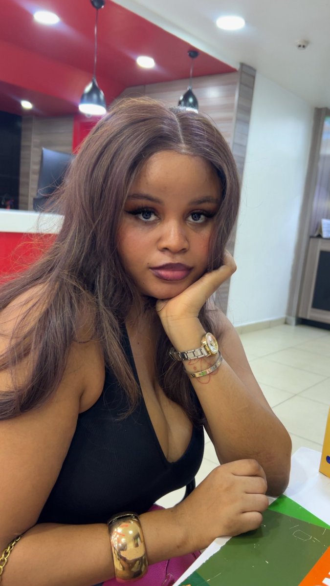 🪭HERA🪭 tweet media