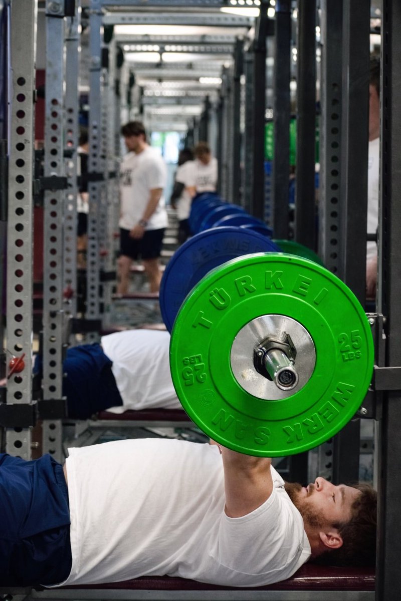 PennFB's tweet image. One workout. One cause. Today we lift for the rare disease community 💪 #WeTackleRare #LiftForLife

#FightOnPenn #1Team1HEARTbeat