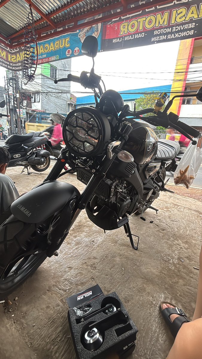 Mrs_Cilorrr's tweet photo. Servis Pertama and semoga lancar ya ceng. Siti yang sabar dulu ya, sabar ya sit https://t.co/471Wa9Rz4L