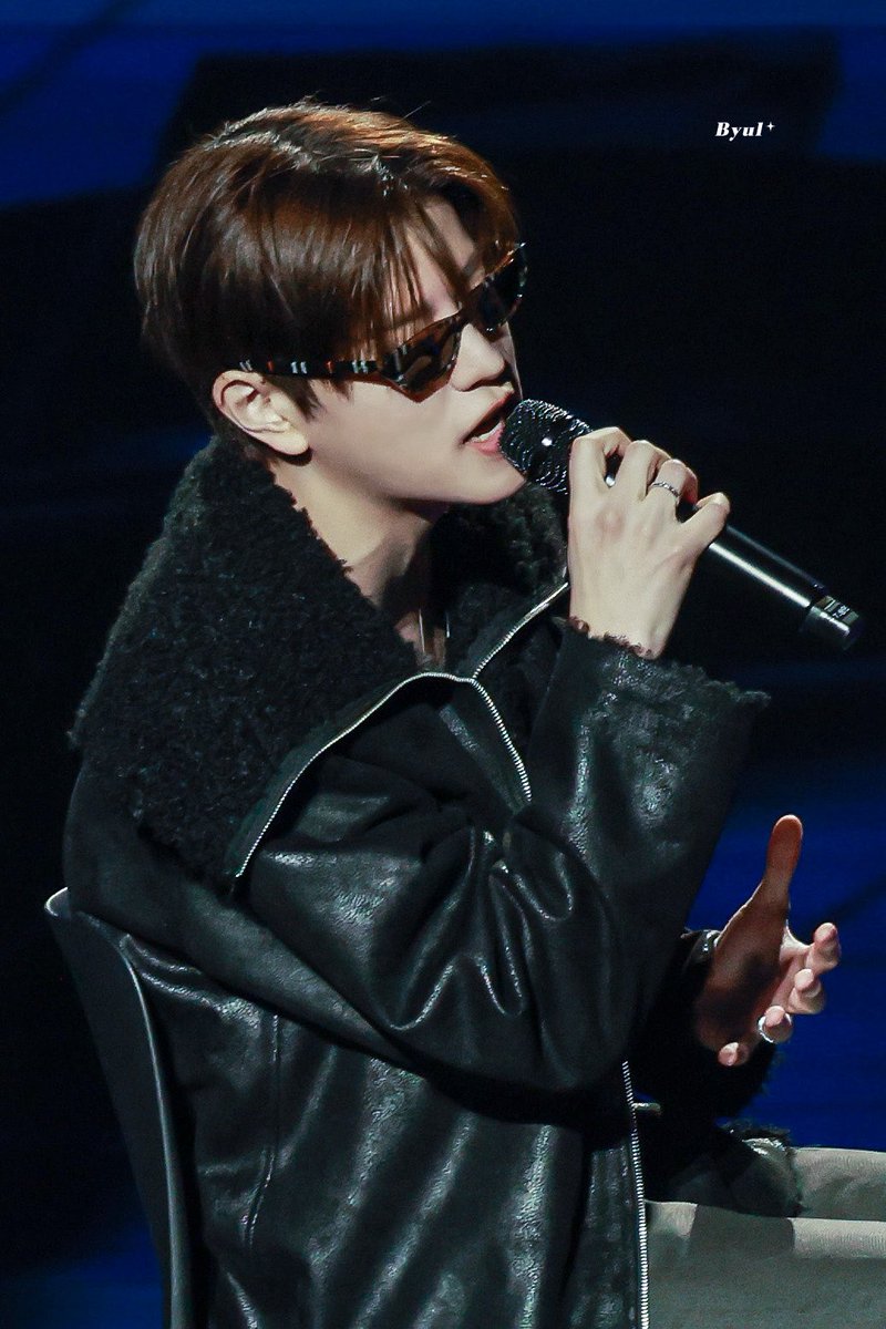 별⭐️ tweet media