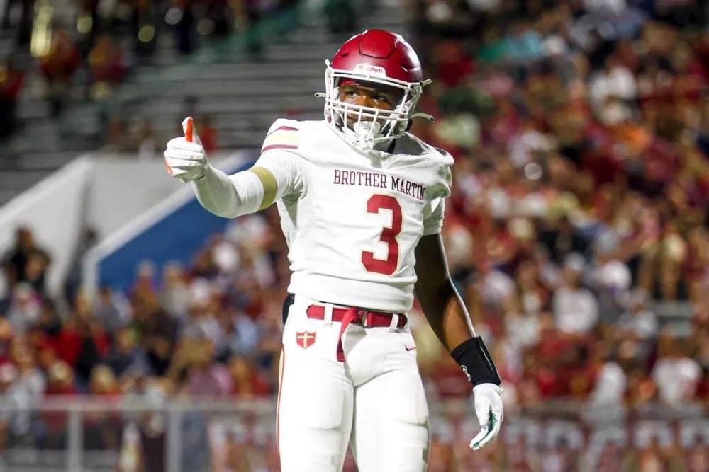 CJFWrites's tweet image. According to @Rivals’ updated rankings, #LSU commits and targets received the following rankings…

* #3 - Mark Matthews, OT
* #4 - Easton Royal, WR, #Texas Commit
* #6 - Joshua Dobson, CB
* #10 - Albert Simien, IOL
* #16 - Abraham Sesay, EDGE
* #22 - Benny Easter Jr., WR,