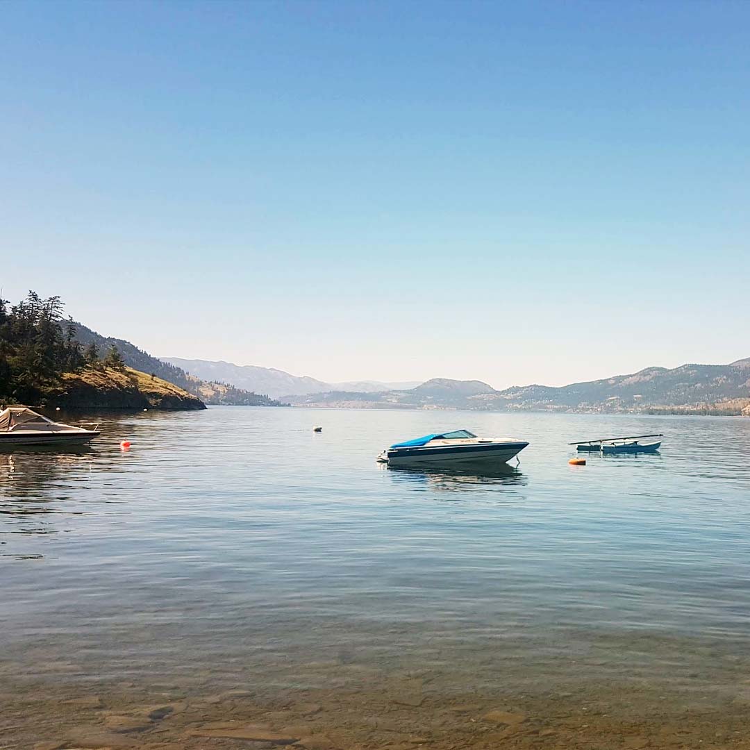DallasCrick's tweet photo. Kelowna isn’t a “3 bed, 2 bath” city.  It’s a "can I be on the lake before breakfast?” city!

If boating is part of your lifestyle, neighbourhood matters more than you realize. Lower Mission, South Pandosy and McKinley Landing should all be on your radar!

https://t.co/7kzHFYgtDO https://t.co/G8sfwW9Zq6