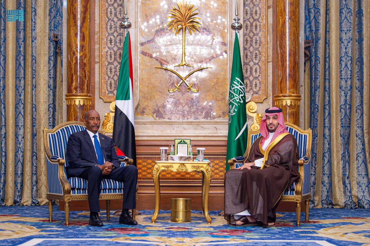 غآليه العالميه💛💙 tweet media