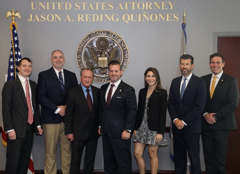 joshgerstein's tweet image. JUST IN: Former US Atty for DC Joe diGenova sworn in as a counselor to the attorney general to pursue alleged anti-Trump conspiracy related to 2016 election. Official photo: