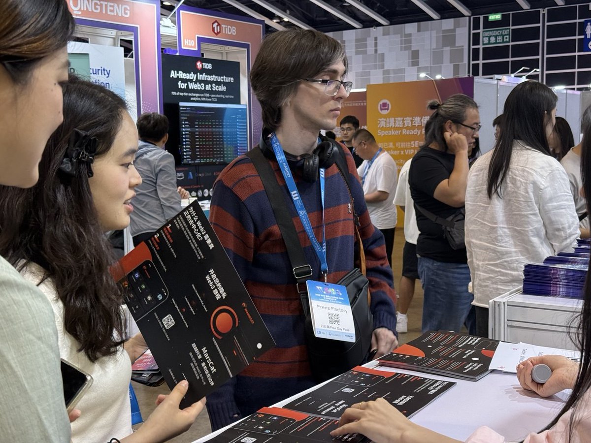 MarsCat_Global's tweet photo. So great catching up with old friends and meeting so many new faces here in Hong Kong! 🇭🇰 

MarsCat is still hanging out at the booth—come swing by, say hi, and let’s chat! ☕️✨ 

#MarsCat #HongKong #Web3 #Networking https://t.co/joN5jUt9O3