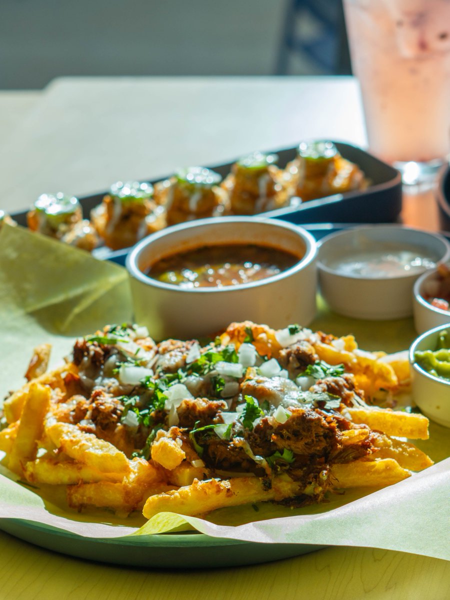 Islander Dining tweet media