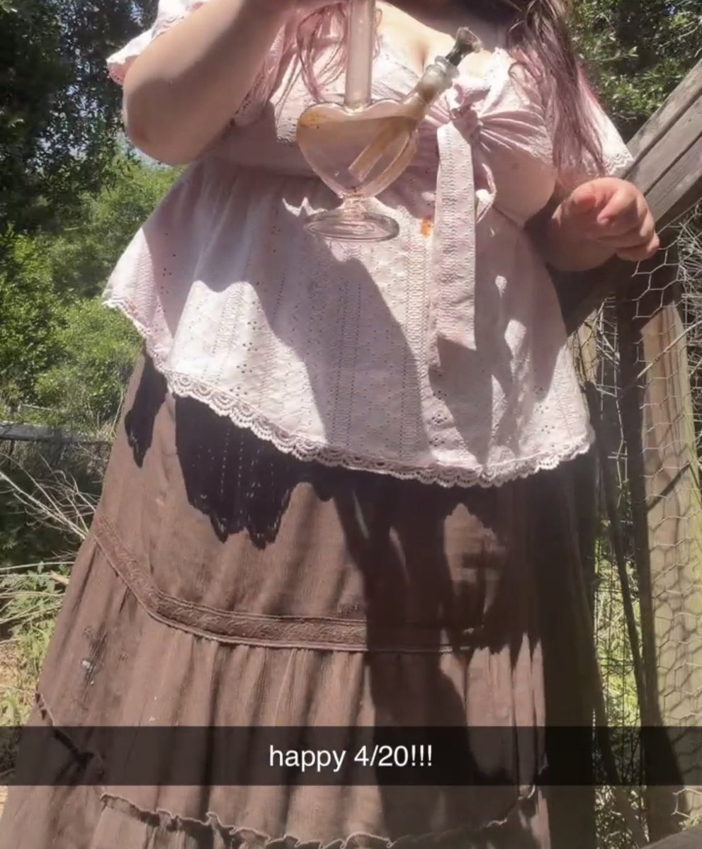 emmy 𖦹˚ ༘🦇 tweet media