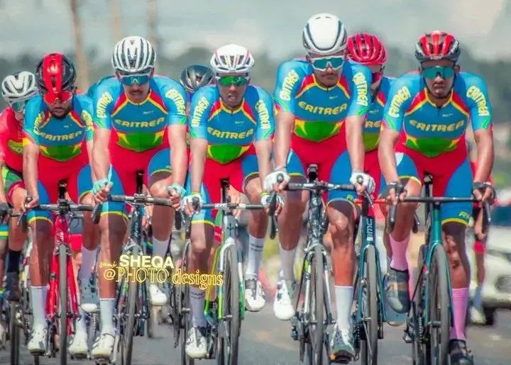 ZXCycling's tweet image. 🇨🇭@UCI_cycling African Rankings Update

Mens

🥇🇪🇷@GrmayeBiniam
🥈🇪🇷@NATNAELTESFATS1
🥉🇪🇷@MeraKudus

Nations

🥇🇪🇷Eritrea
🥈🇿🇦SA
🥉🇩🇿Algerie

Write in comments if you proud of your Nation!

#cycling