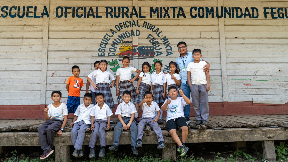 🏫✨ La UCEE instala dos módulos educativos en la EORM Comunidad FEGUA, en Patulul, Suchitepéquez.
📚 Más espacios dignos para aprender.
#UCEE #CIV #GobiernoDeGuatemala #MINEDUC #AlPuebloDignoSeLeResponde
